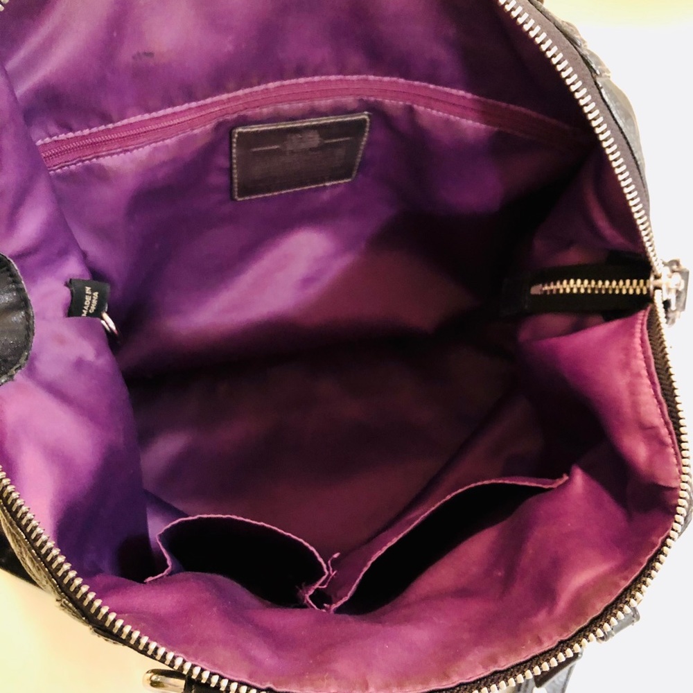 Black leather coach purse - Picture 8 of 8